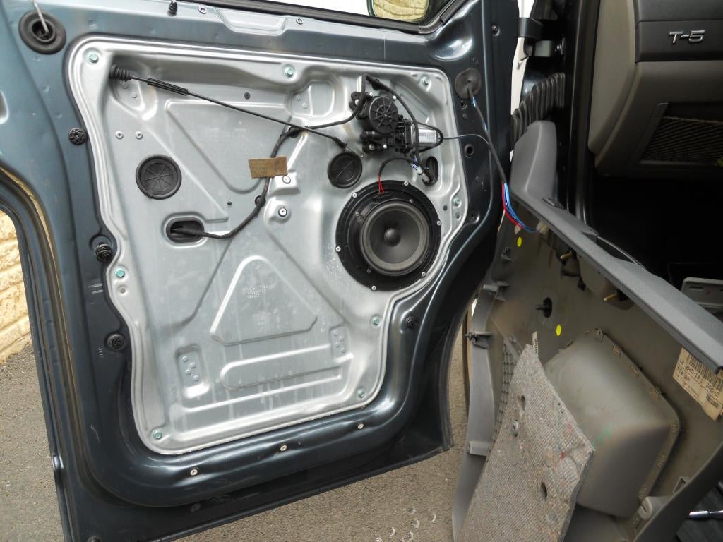 Vw t5 front door shop speaker size